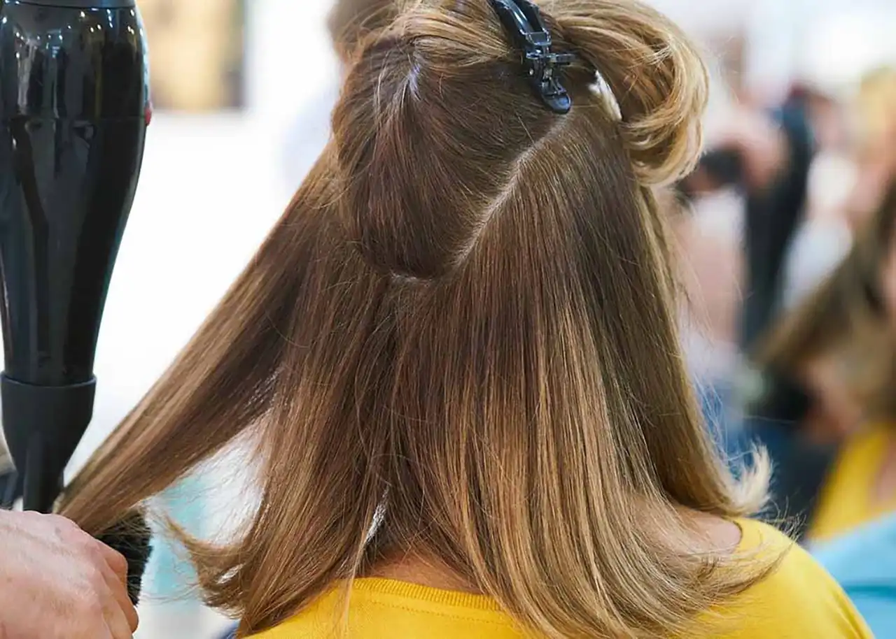 美容師ってどんなWワークをしているの？ | ヘアセット専門サロン