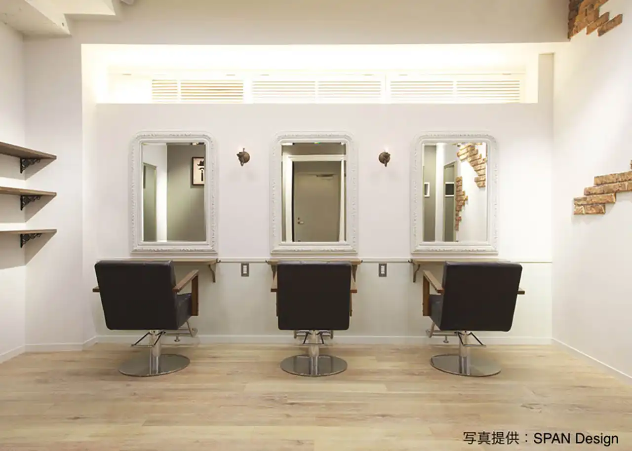 オシャレで使いやすい！美容室の内装業者を選ぶ6つのポイント | セット面エリア