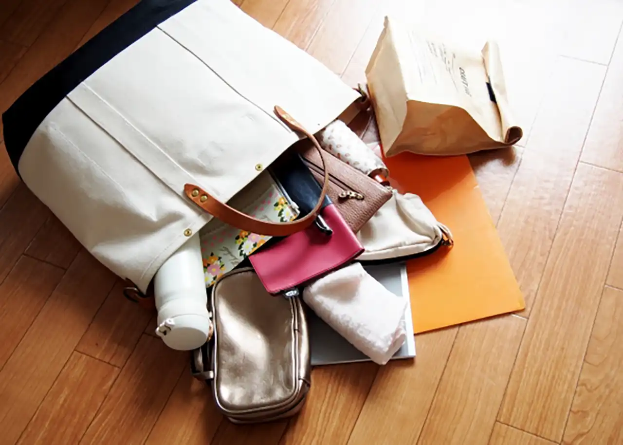 美容師のスケジュールって？美容室での一日の流れ紹介！ | ◎8:00 【出勤】