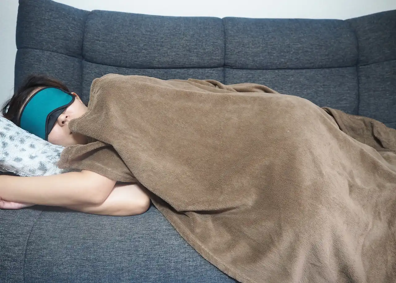 ネイリストならではの体の悩みとは？ | 視力を低下させない対策