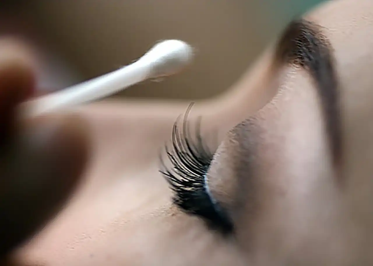 アイリストのサロン見学・面接でのおすすめ逆質問 | どんなサロンを目指しているか、オープンのきっかけなど