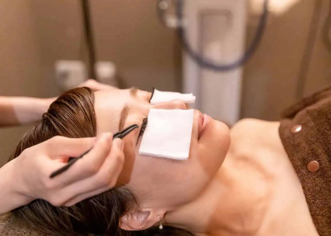 アイリストが自己練習するなら？ | アイリストの施術道具に慣れる