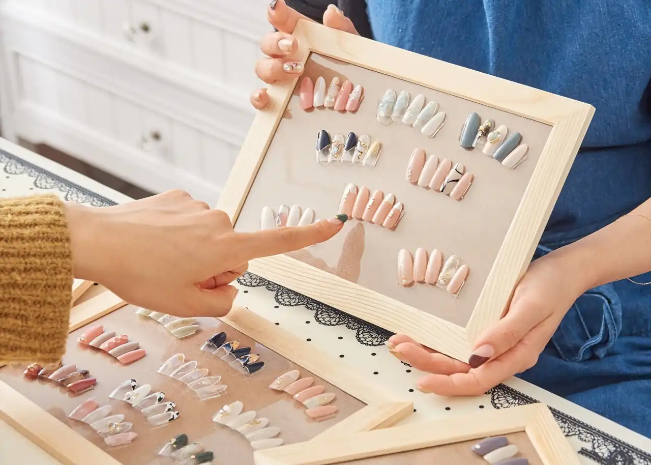 意外と稼げる？！ネイリストの平均月収とは？ | 人気のネイリストになるために
