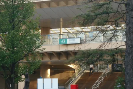 市川周辺でオススメの美容師求人しているサロン