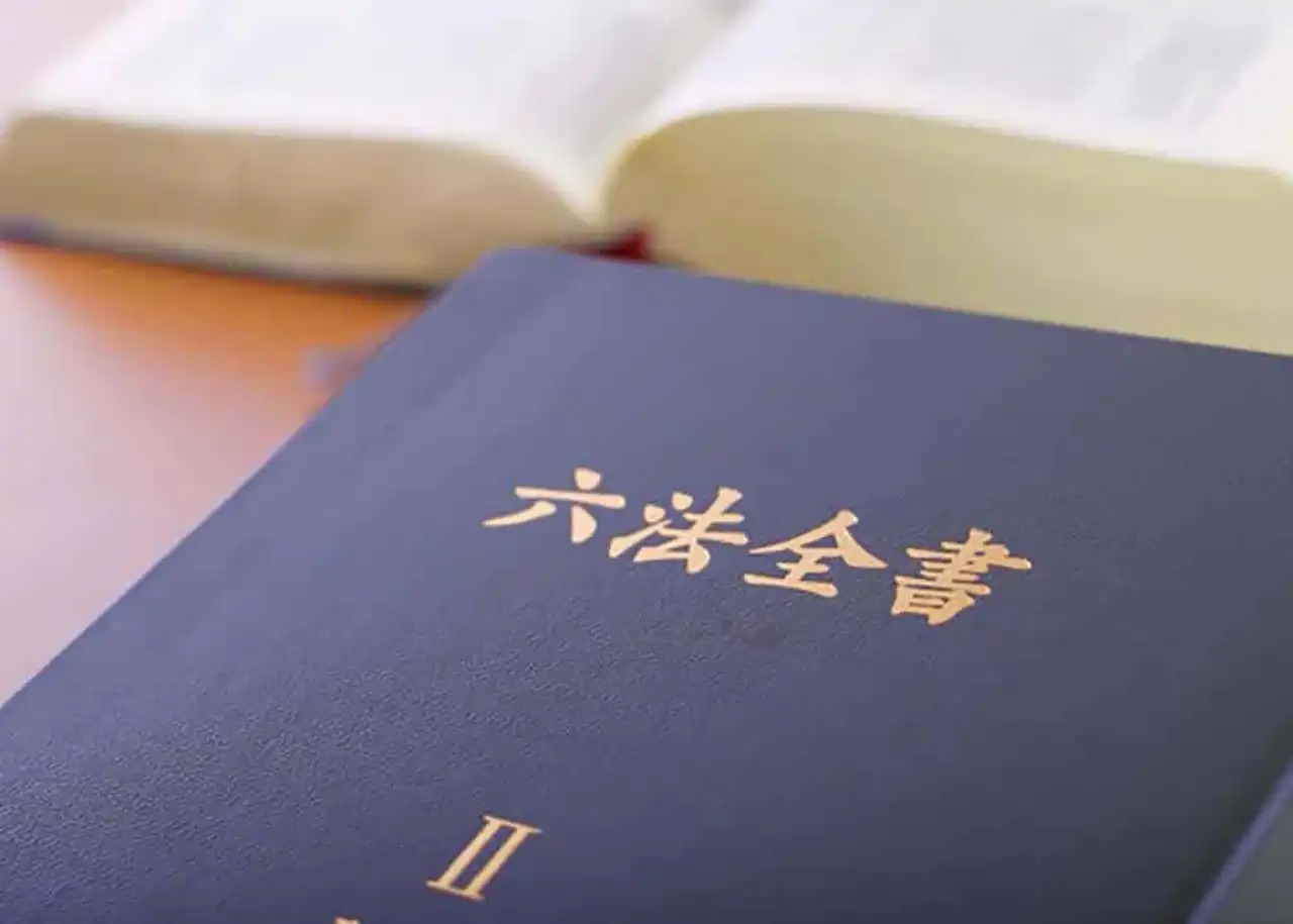 美容師と理容師の違いとは？資格から仕事内容など | 法律で区別されています！