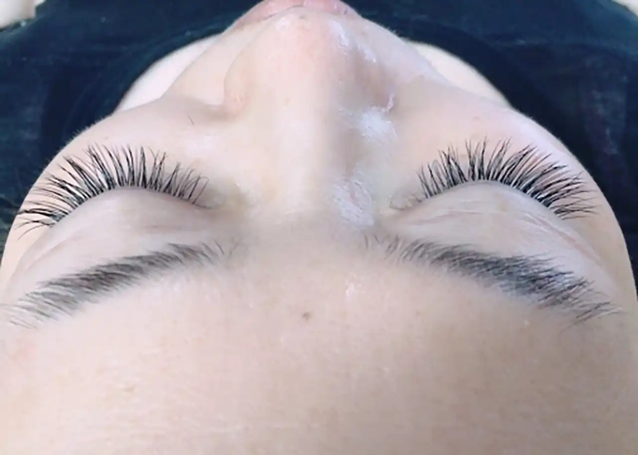 資格は必要？！アイリストの仕事内容とは？ | まつげエクステが主流