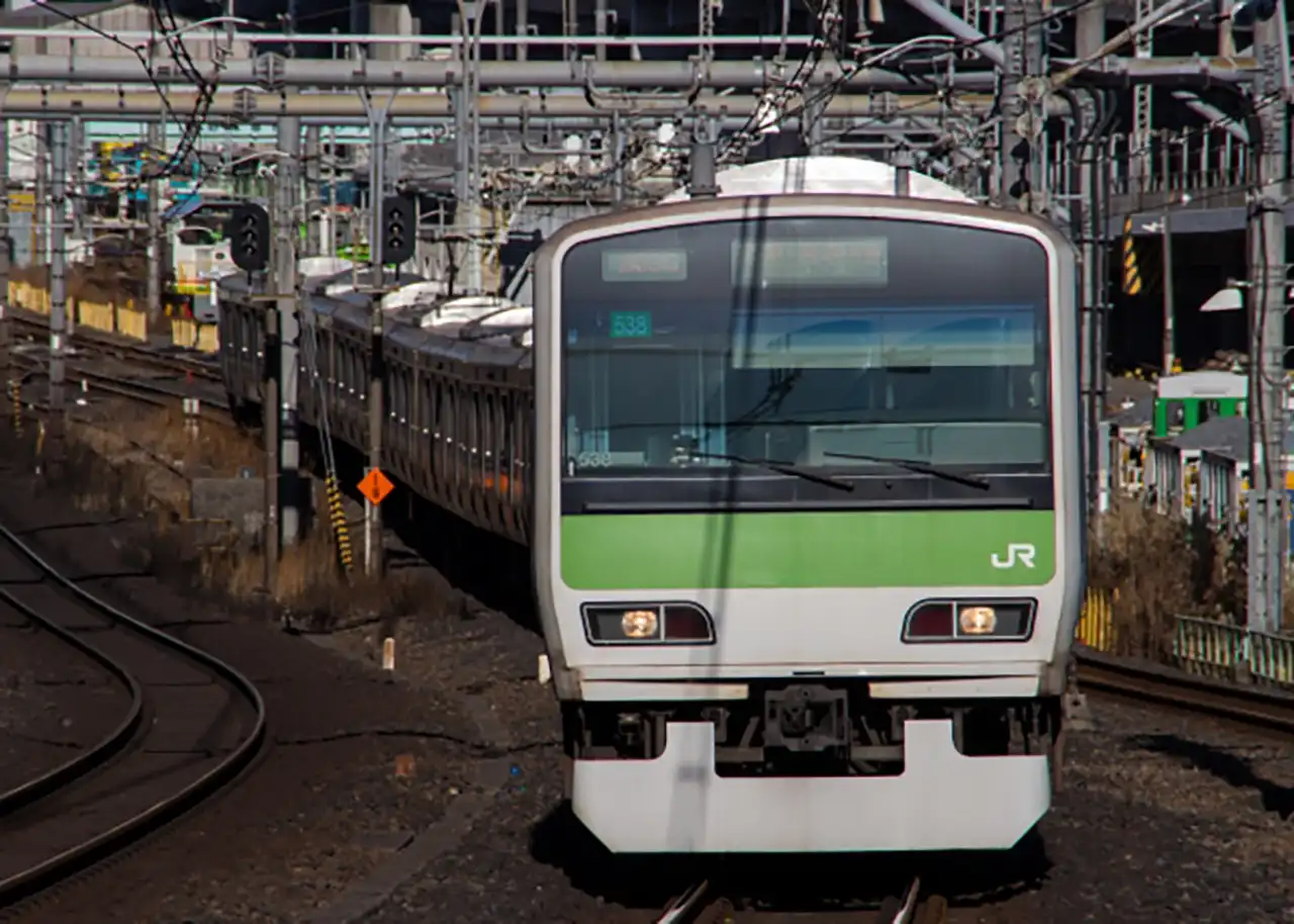 美容師のスケジュールって？美容室での一日の流れ紹介！ | ◎8:00 【出勤】