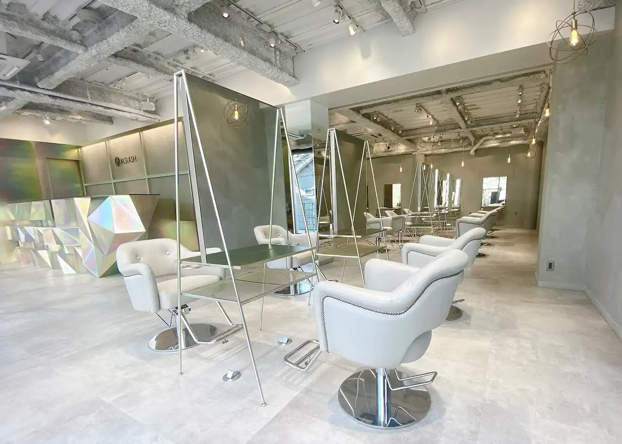 表参道周辺でオススメの美容師求人しているサロン | M.SLASH 表参道(エムスラッシュ)