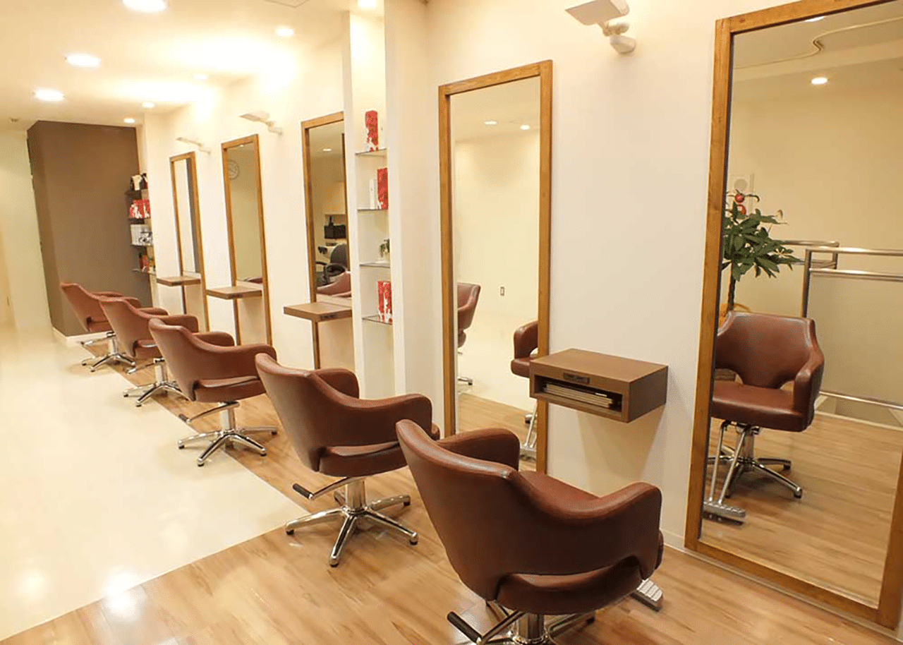 大宮周辺でオススメの美容師求人しているサロン | salon first(サロンファースト)