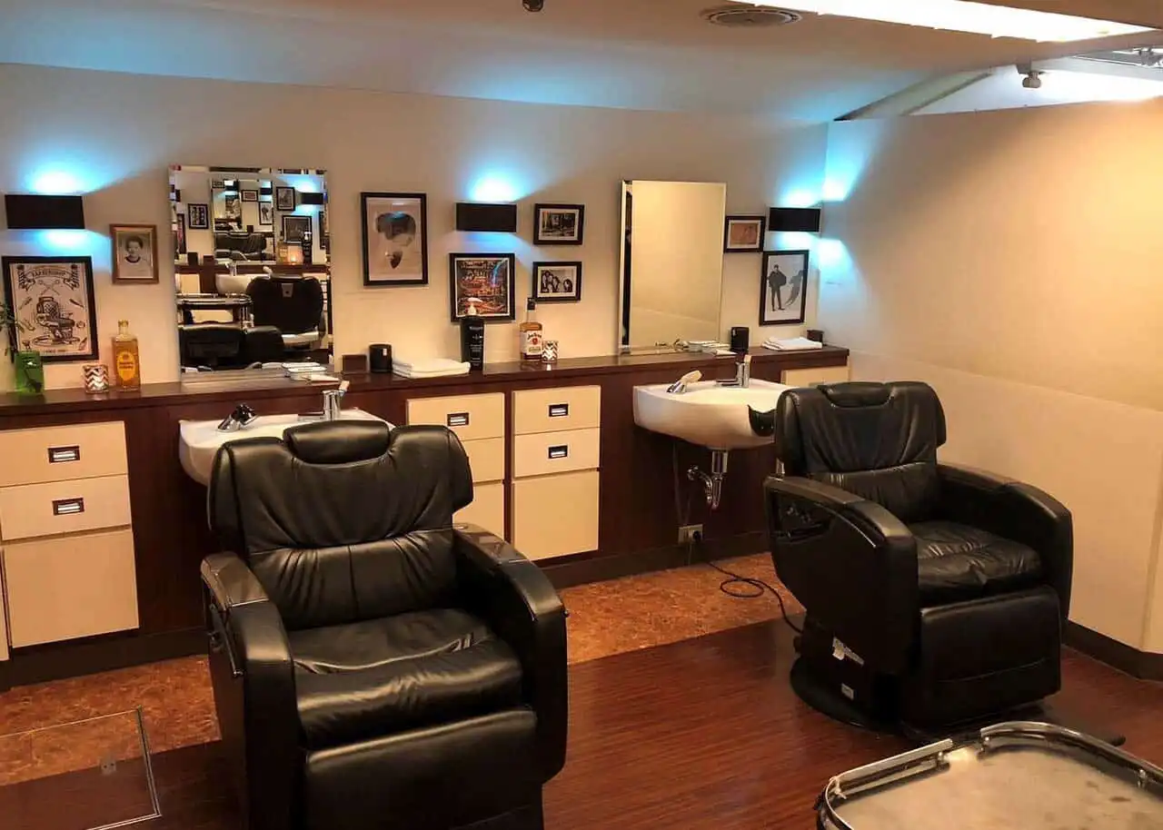 渋谷周辺でオススメの美容師求人しているサロン | SKY MASTER BARBER 渋谷(スカイマスターバーバー)