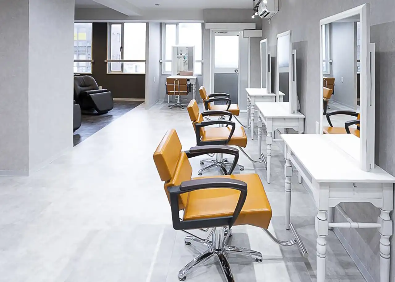 池袋周辺でオススメの美容師求人しているサロン | Re:ICE(リアイス)