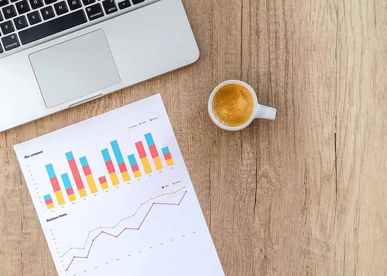 美容室のスタッフを『効果的』に募集する方法は？ | 美容師数の推移