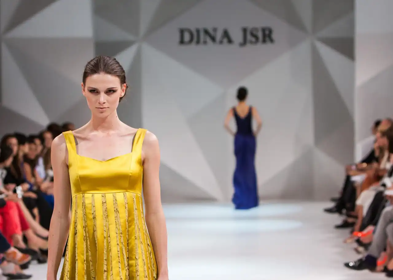 美容師がしているサロンワーク以外の仕事 | コンテスト