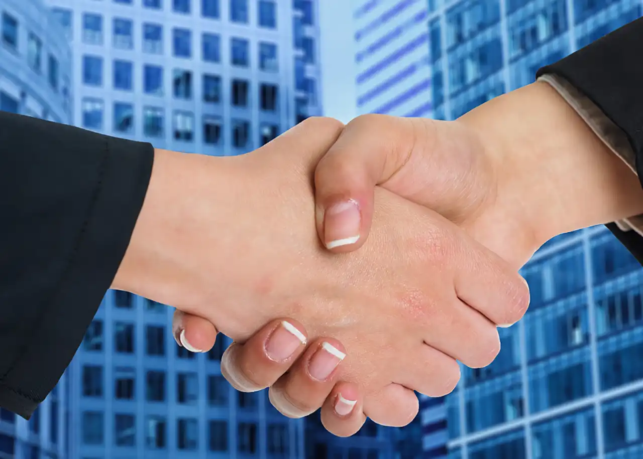 美容室のスタッフを『効果的』に募集する方法は？ | 紹介での採用