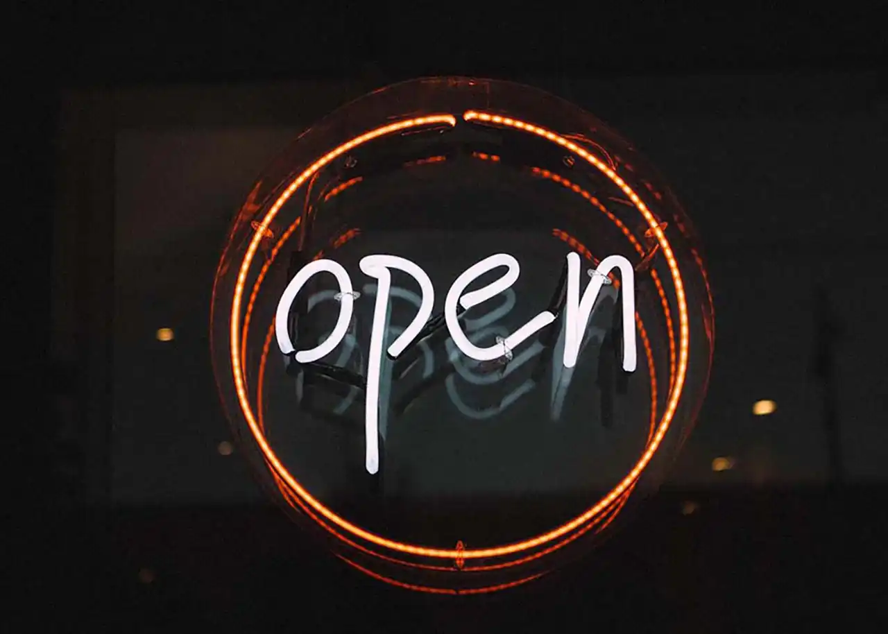 美容室の開業･経営における実際に起こったトラブル事例と対策 | オープン日の延期