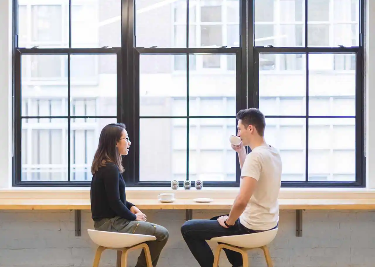 ネイリストが面接に行く時に気をつけること | 面接で聞かれる質問