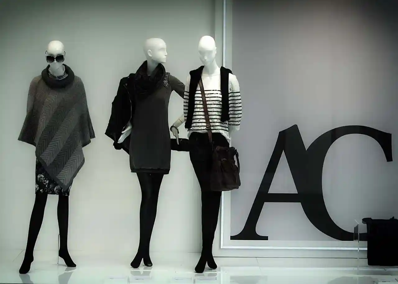 美容師に向いている副業って？ | 副業に成功している例