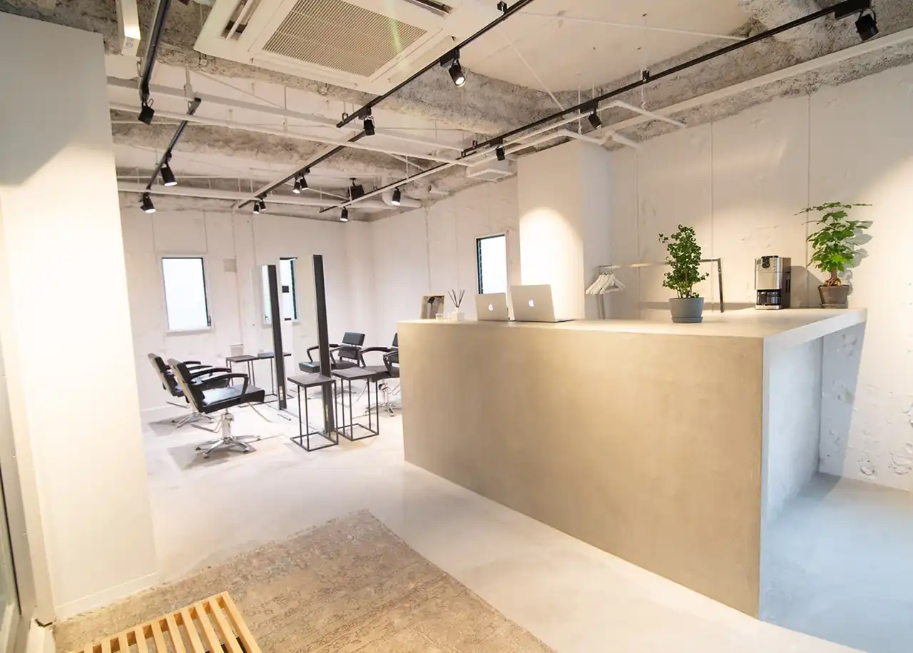 原宿でオススメの美容師求人しているサロン | Loom. (ルーム)